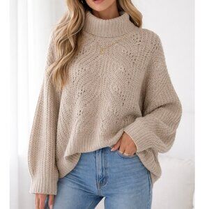 POL Sweater Size Medium Cream Chunky Knit Boho Cozy Pullover